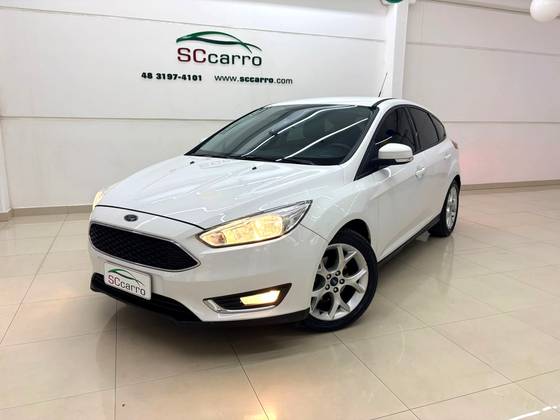 FORD FOCUS 2.0 SE PLUS 16V FLEX 4P POWERSHIFT FORD FOCUS 2.0 SE PLUS 16V FLEX 4P POWERSHIFT